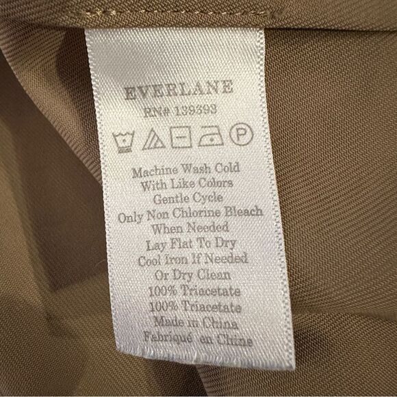 Everlane Taupe Japanese GoWeave V-Neck Boxy Tee 0 - Picture 4 of 7